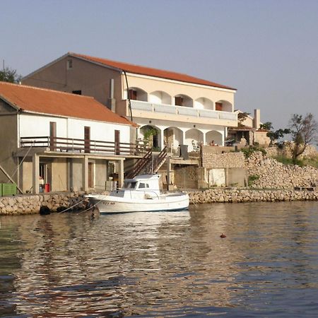 Apartments Tasa Lukovo Sugarje Ngoại thất bức ảnh